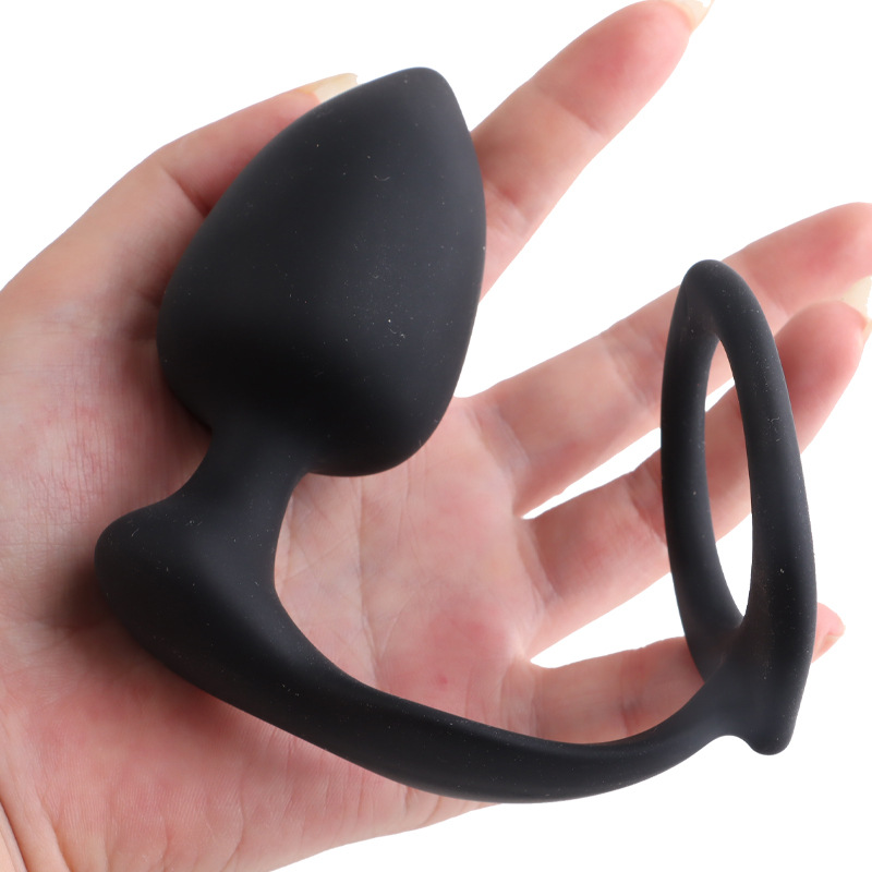 Pleasure Synergy Ring With Plug
