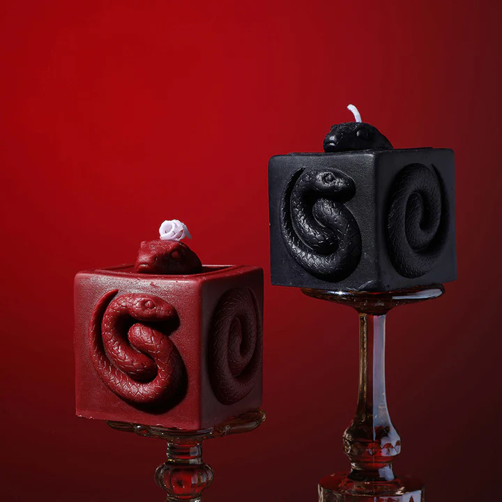Square Snake Sensual Candle Geometric Low Temperature